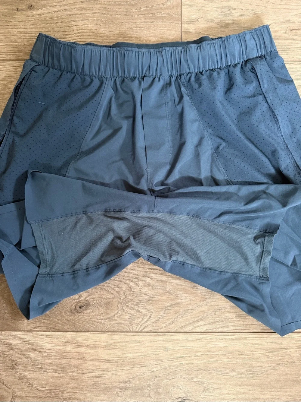 LULULEMON Mens Switch It Up Shorts Slate Blue Size Small 6”